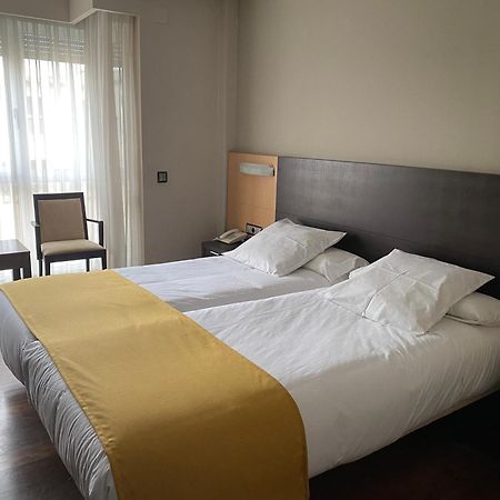 Hotel Rios San Adrián エクステリア 写真