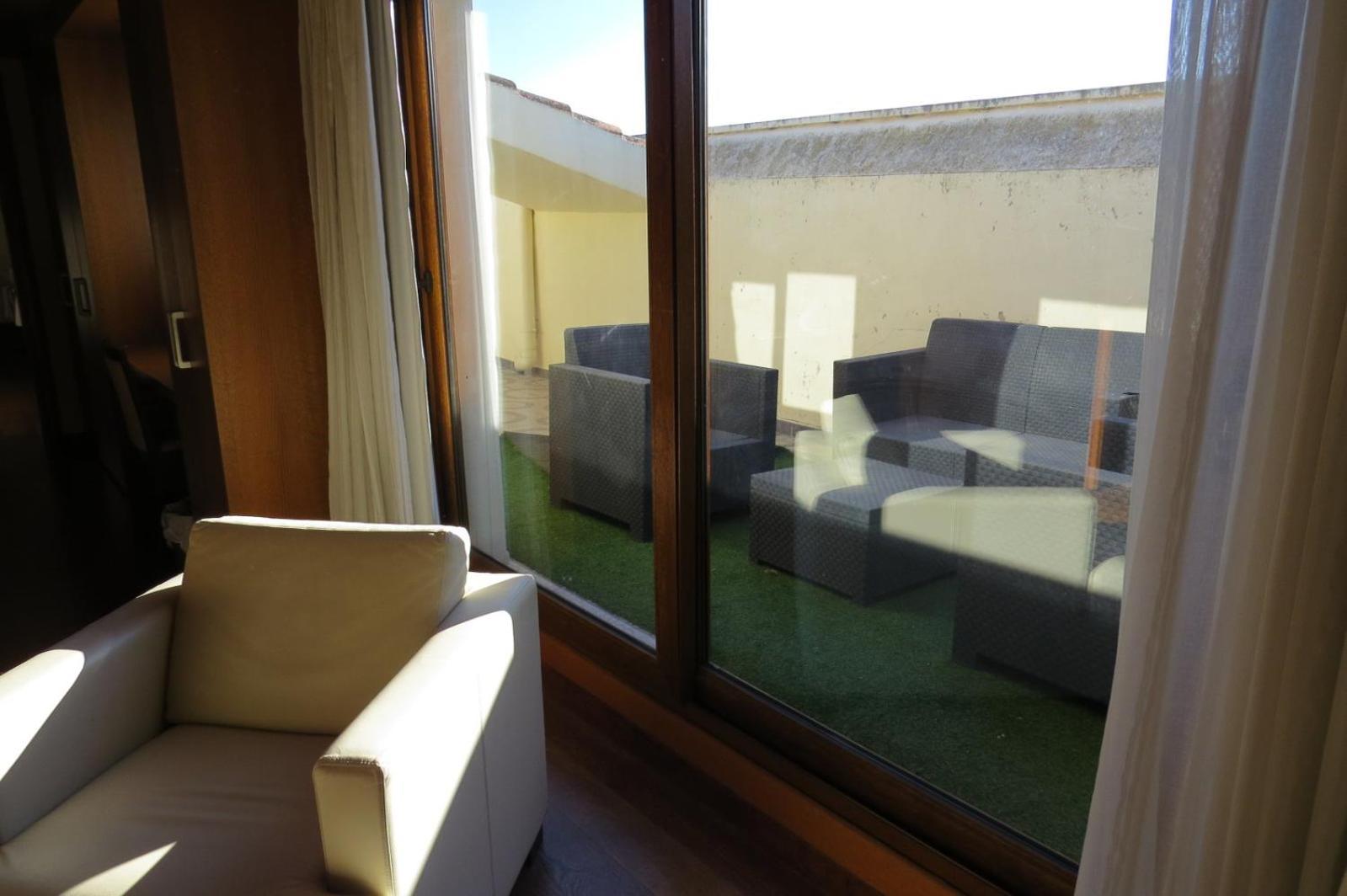 Hotel Rios San Adrián エクステリア 写真